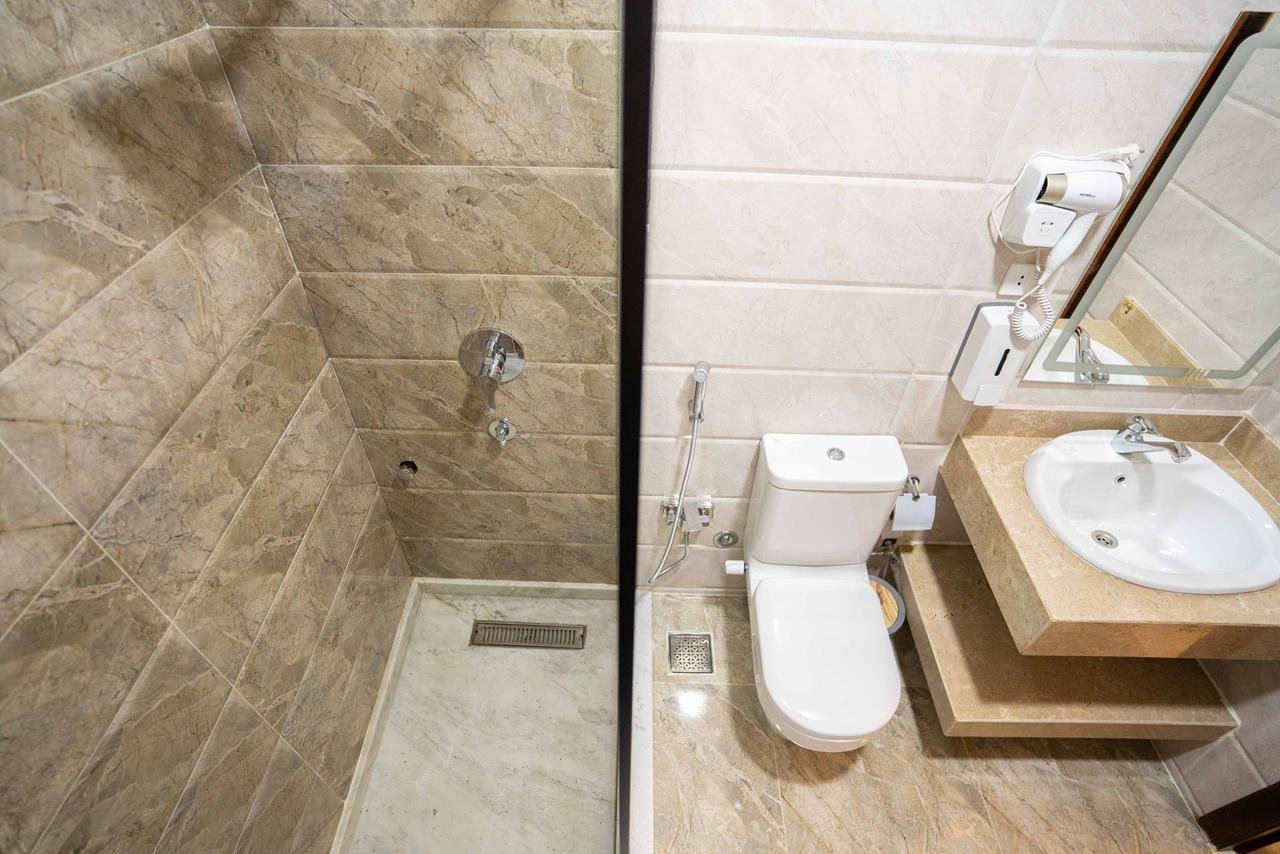 Bathroom 2
